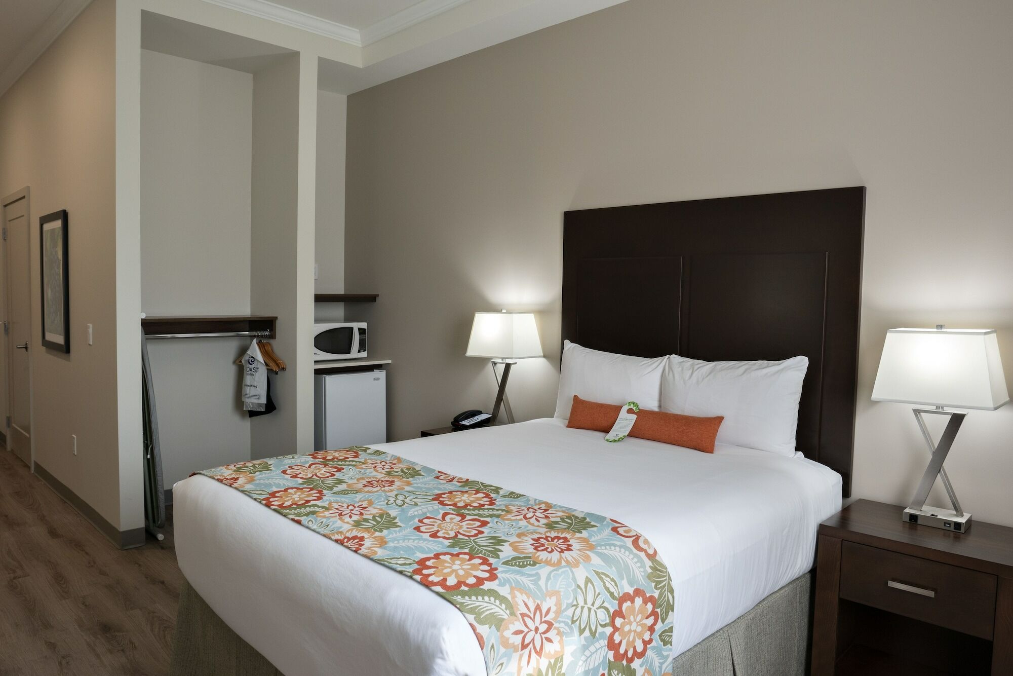 Coast Oliver Hotel Exterior photo
